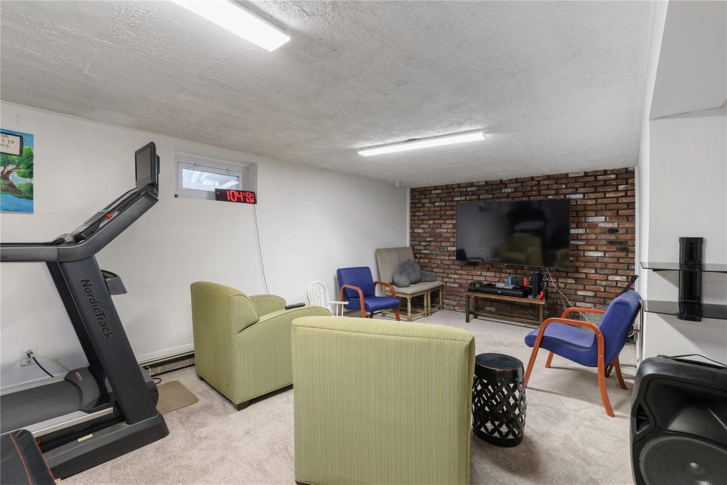 24 of 26 - 436 Raft Avenue, Holbrook, NY