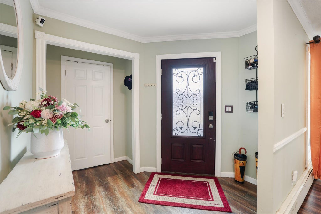 3 of 26 - 436 Raft Avenue, Holbrook, NY