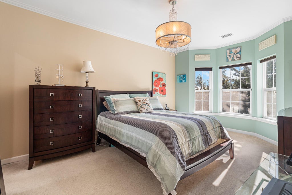 10 of 32 - 113 Spring Drive, East Meadow, NY