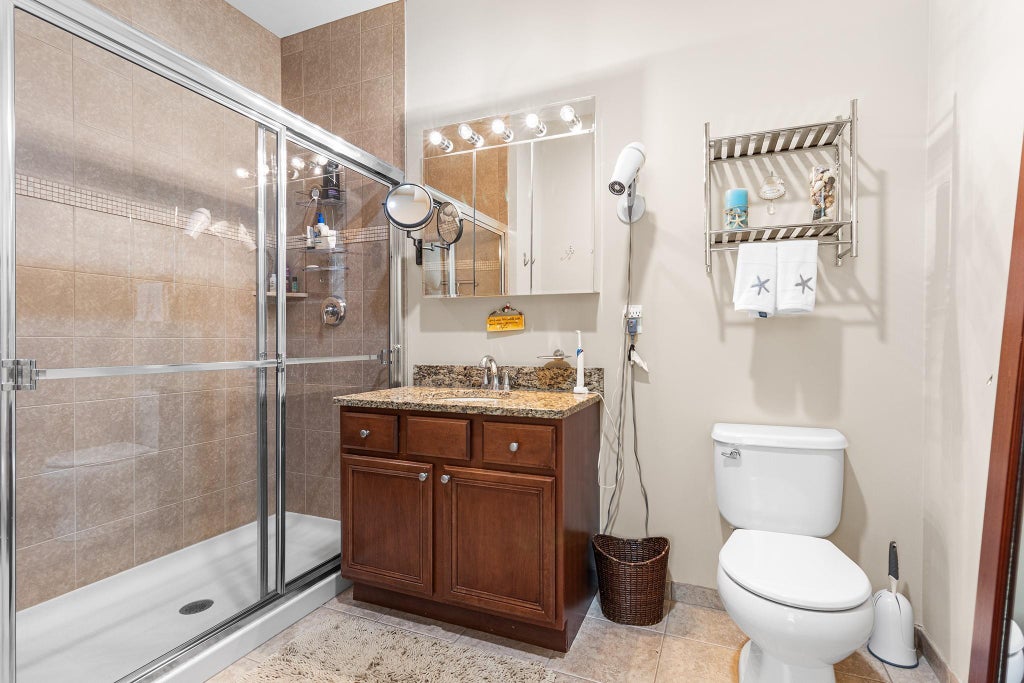 11 of 32 - 113 Spring Drive, East Meadow, NY