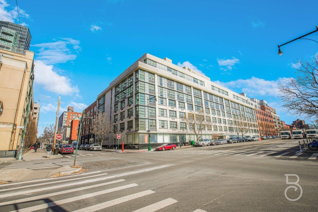 9 of 12 - 5-09 48th Avenue # 3m, Long Island City, NY