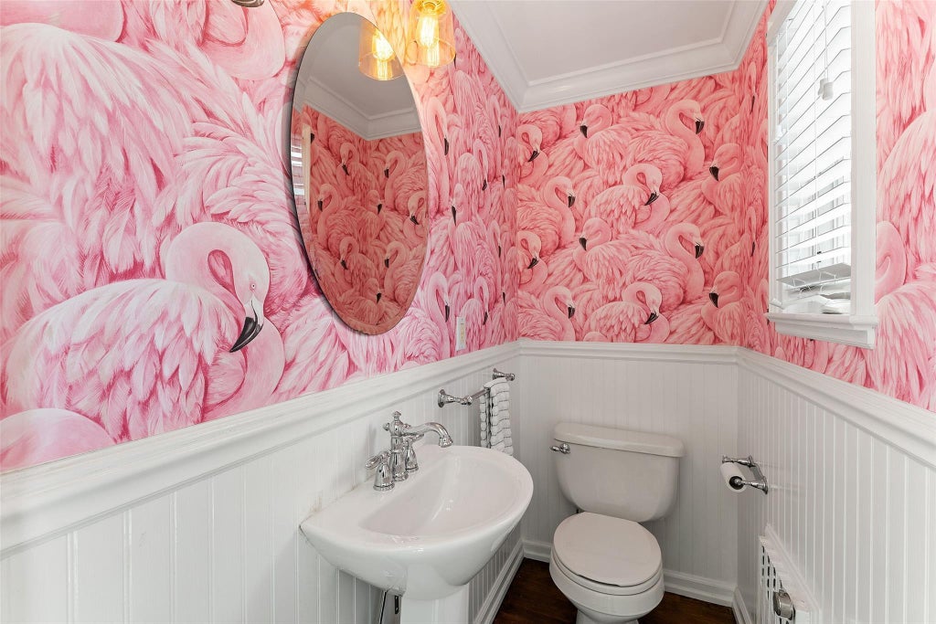 15 of 32 - 1 Cambridge Court, Larchmont, NY