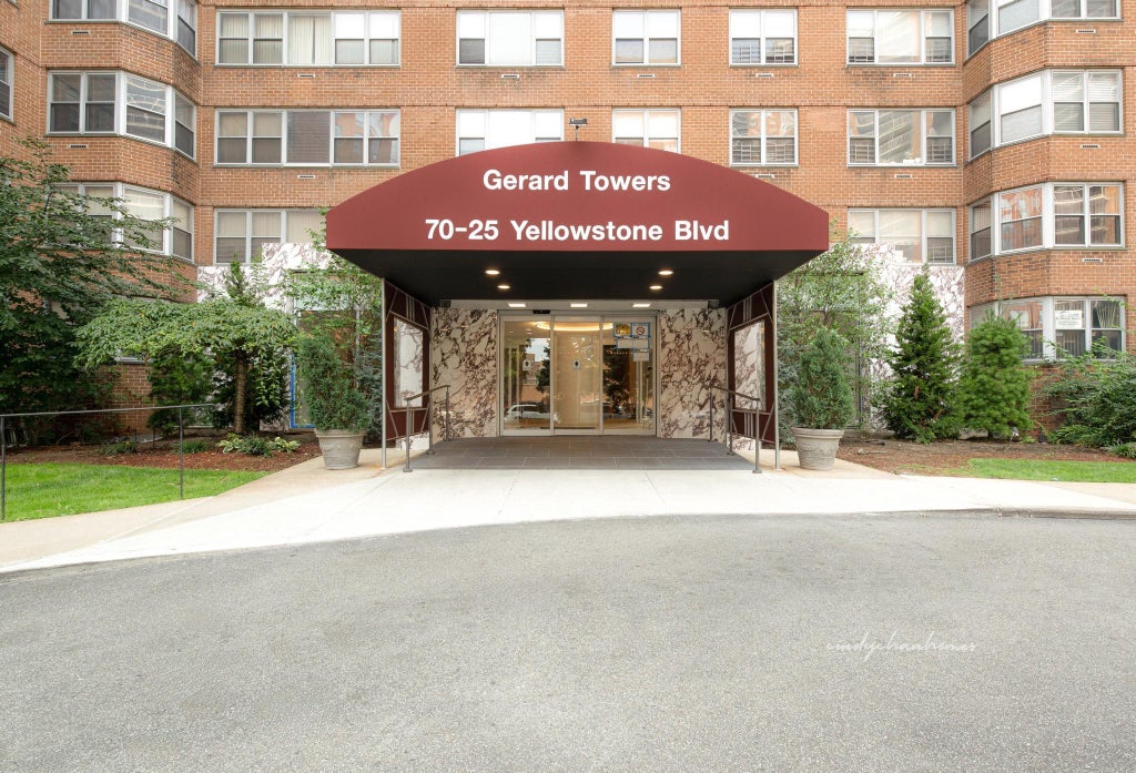 9 of 10 - 70-25 Yellowstone Boulevard # 18a, Forest Hills, NY