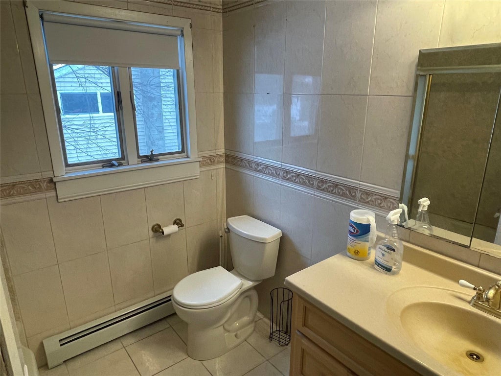 10 of 14 - 607 Myrtle Avenue, West Islip, NY