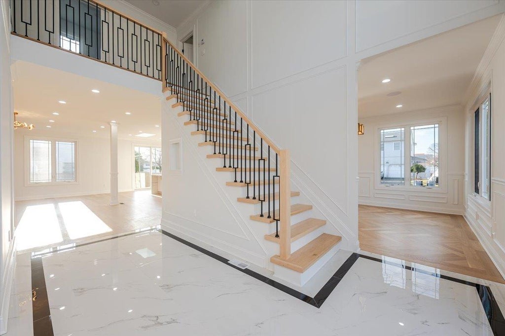 1 of 42 - 201 Maple Avenue, East Meadow, NY