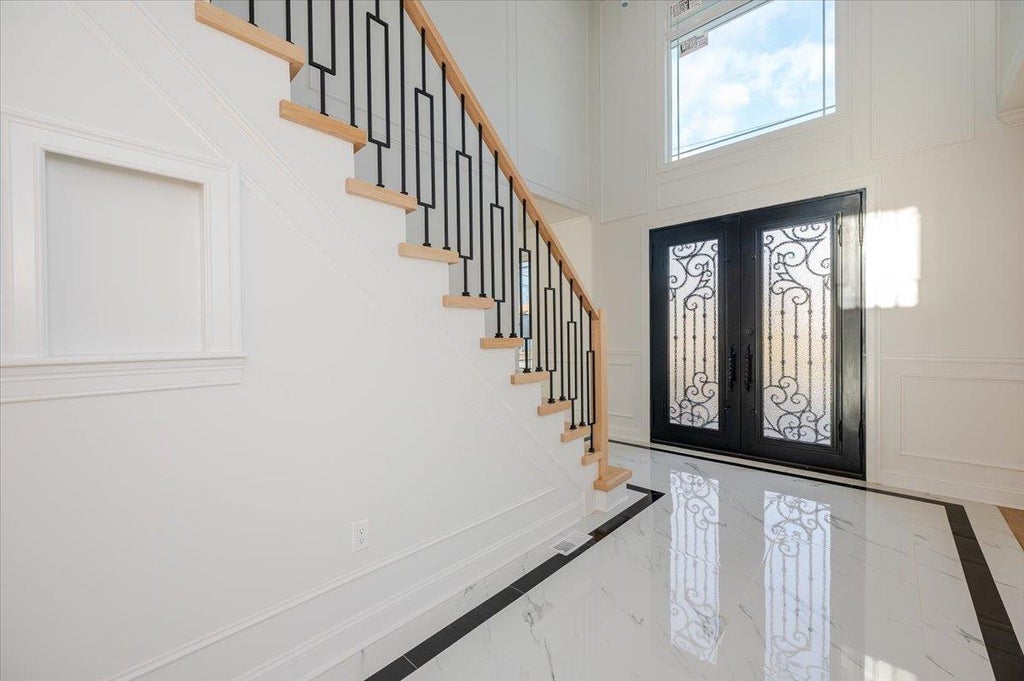 2 of 42 - 201 Maple Avenue, East Meadow, NY