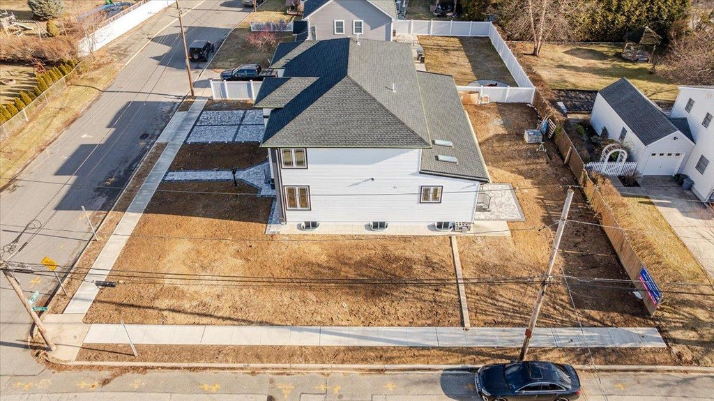 36 of 42 - 201 Maple Avenue, East Meadow, NY