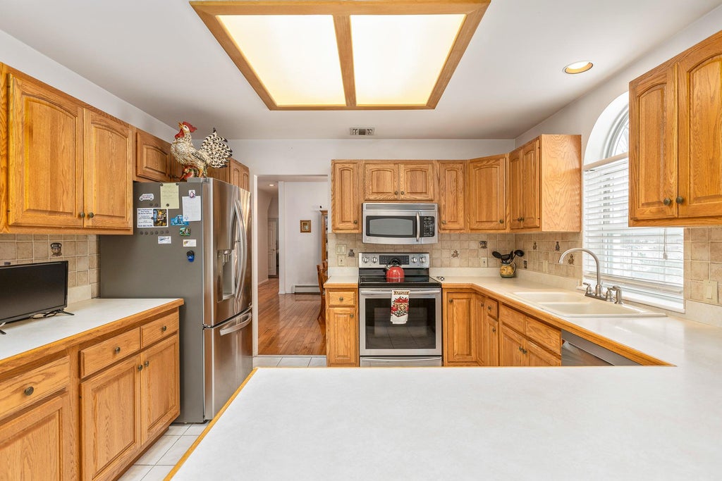 12 of 30 - 197 1st St., Saint James, NY