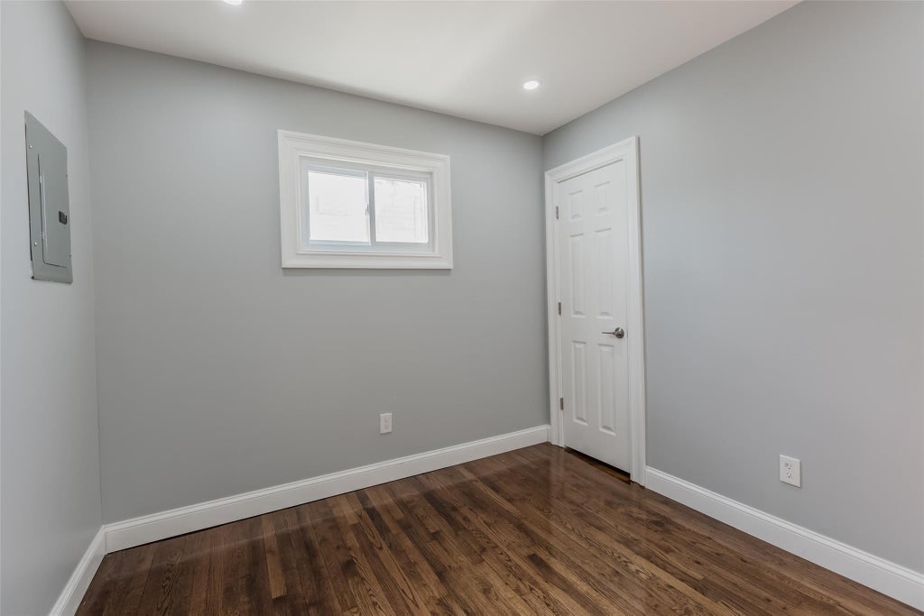 15 of 21 - 1415 Brooklyn Boulevard, Bay Shore, NY