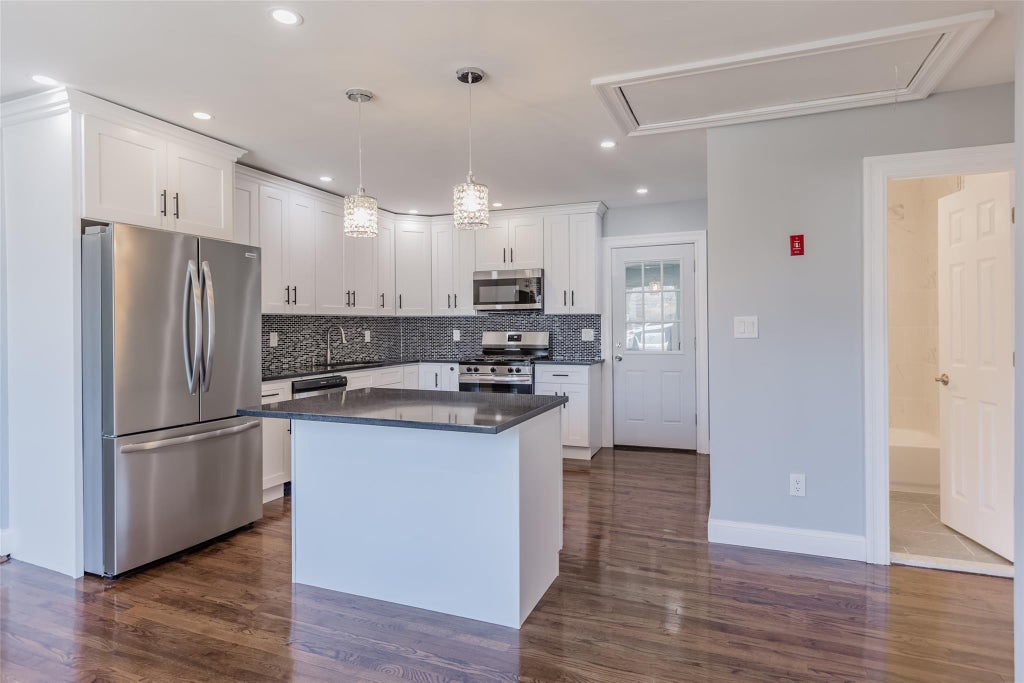 2 of 21 - 1415 Brooklyn Boulevard, Bay Shore, NY