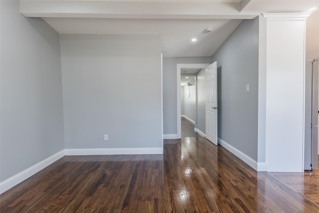 8 of 21 - 1415 Brooklyn Boulevard, Bay Shore, NY