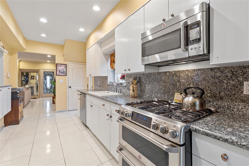 2 of 34 - 9-15 Malba Drive, Malba, NY