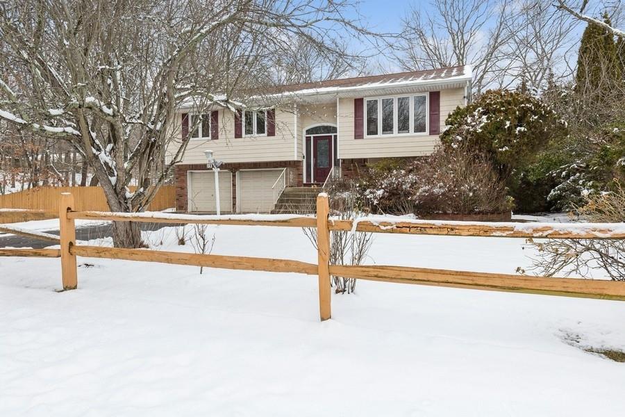 2 of 25 - 15 Ort Court, Sayville, NY