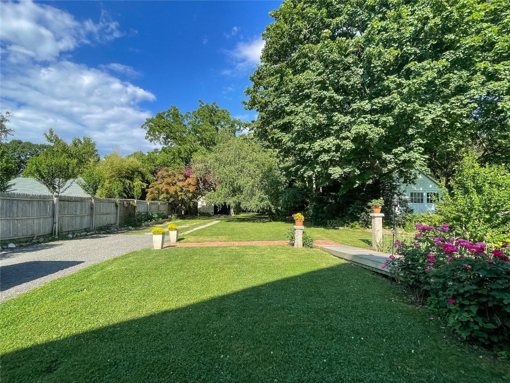 1 of 3 - 276 Nassau Road, Huntington, NY