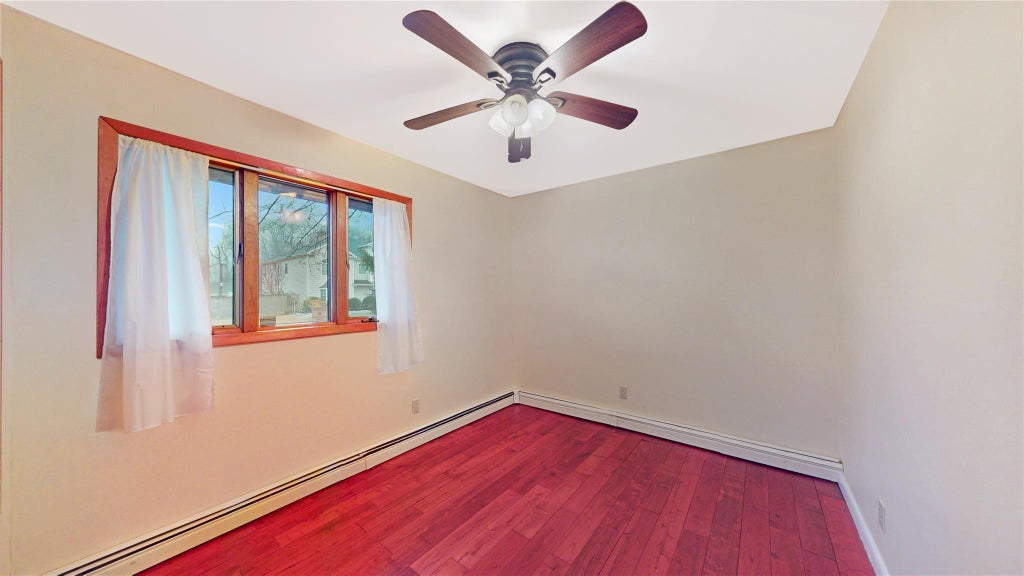 15 of 23 - 17 Ronan Road, Glen Cove, NY