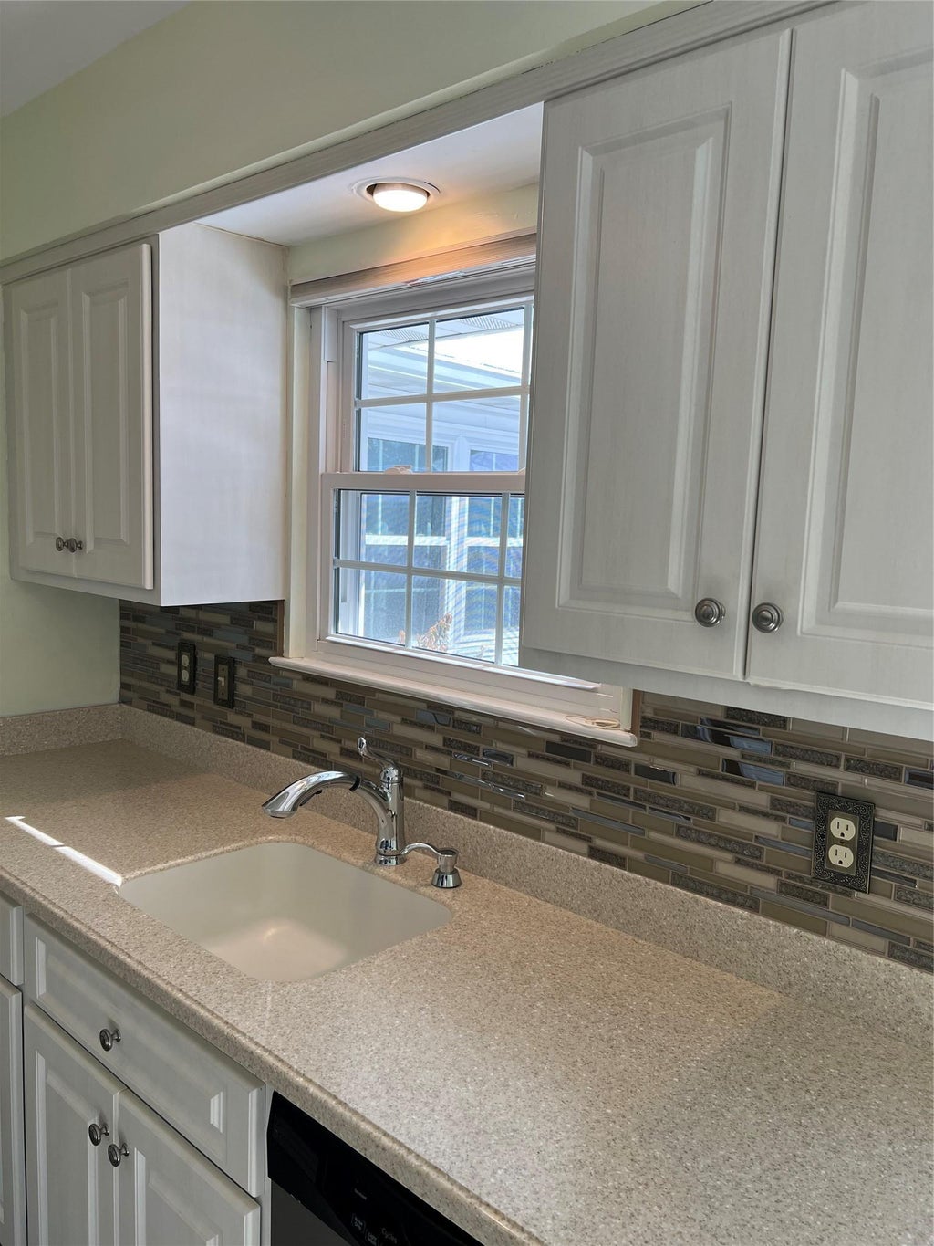 9 of 27 - 94 Revere Drive, Sayville, NY