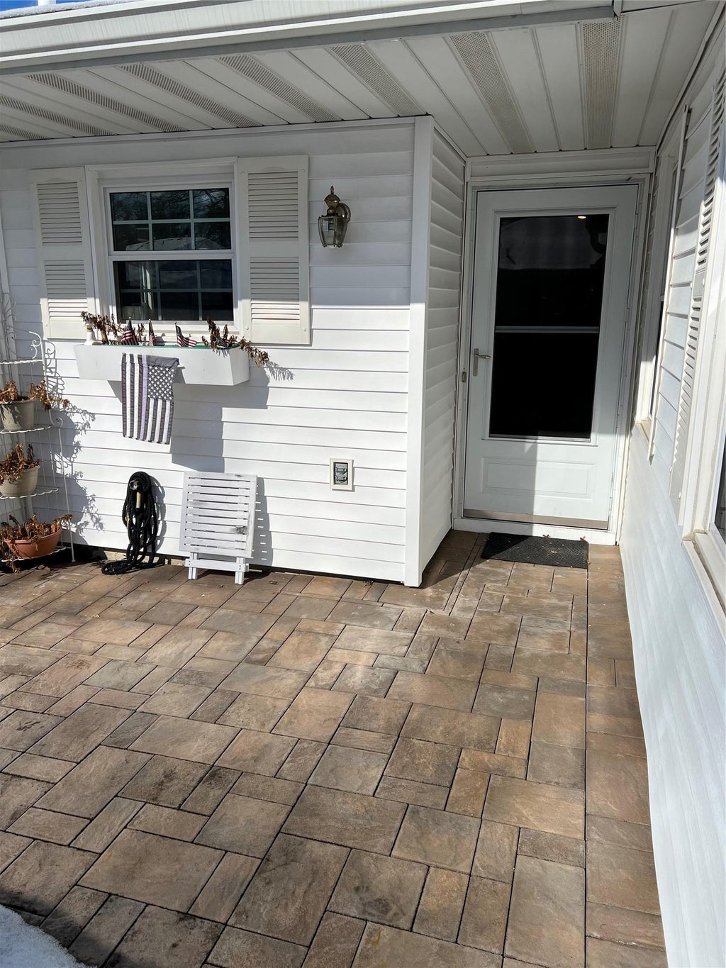 4 of 27 - 94 Revere Drive, Sayville, NY