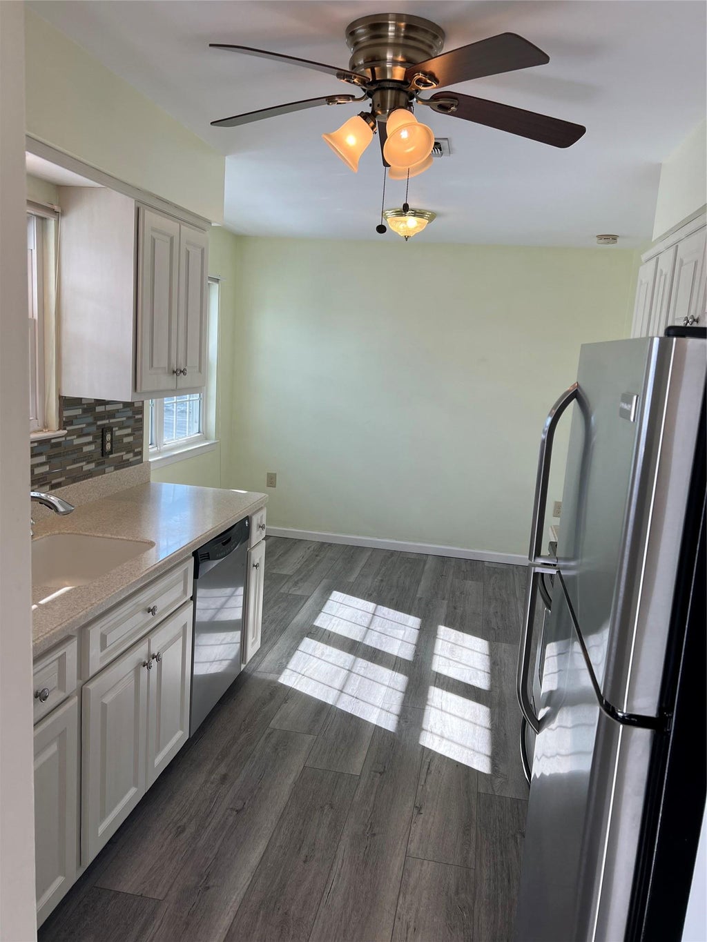 8 of 27 - 94 Revere Drive, Sayville, NY