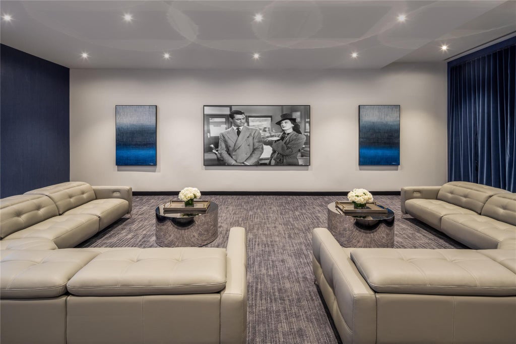 18 of 22 - 100 Garvies Point Road 1312, Glen Cove, NY