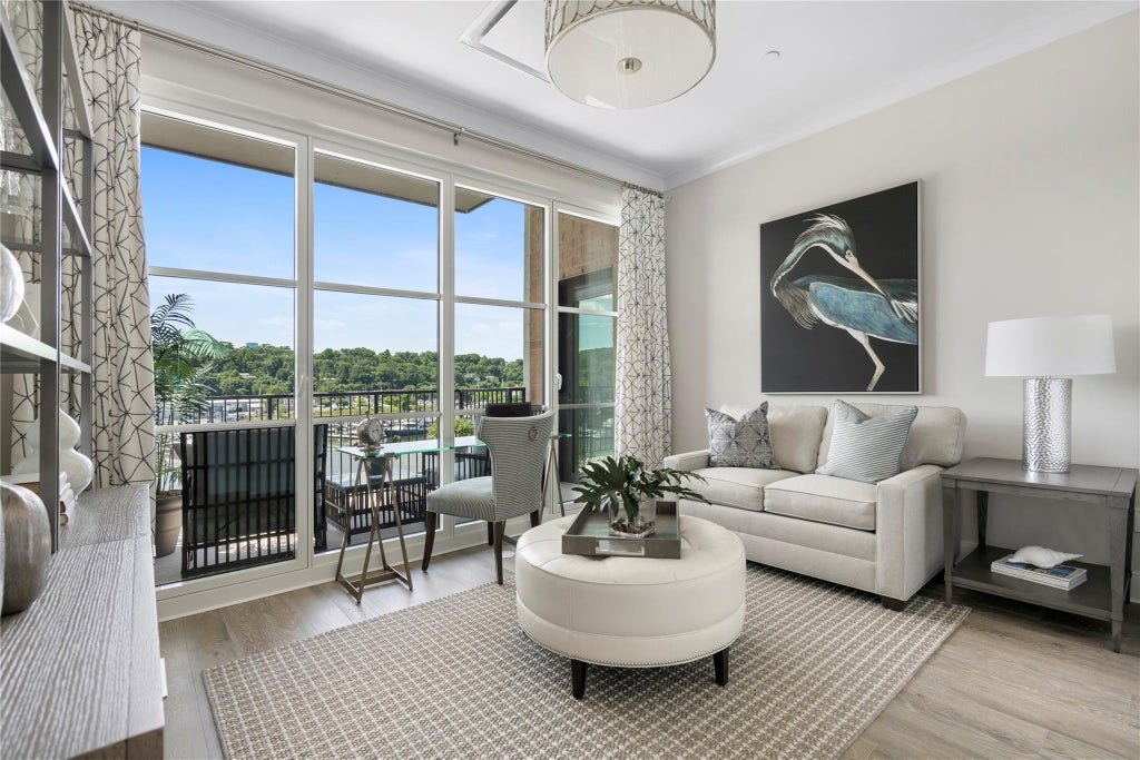 10 of 24 - 100 Garvies Point Road 1211, Glen Cove, NY