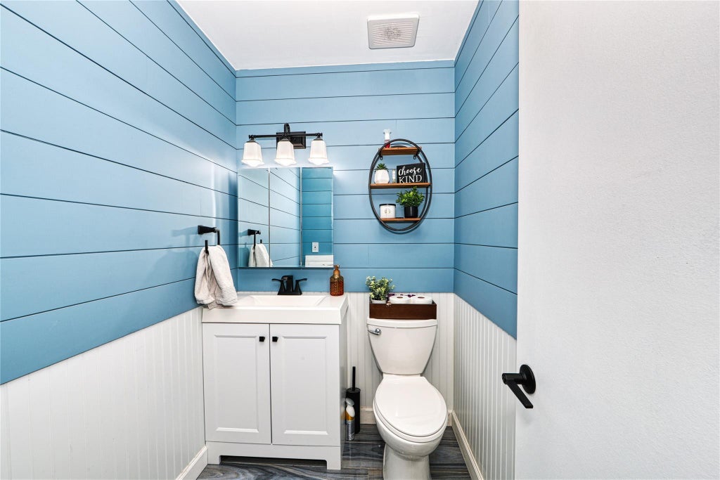 7 of 15 - 2355 Pershing Boulevard # 712, Baldwin, NY