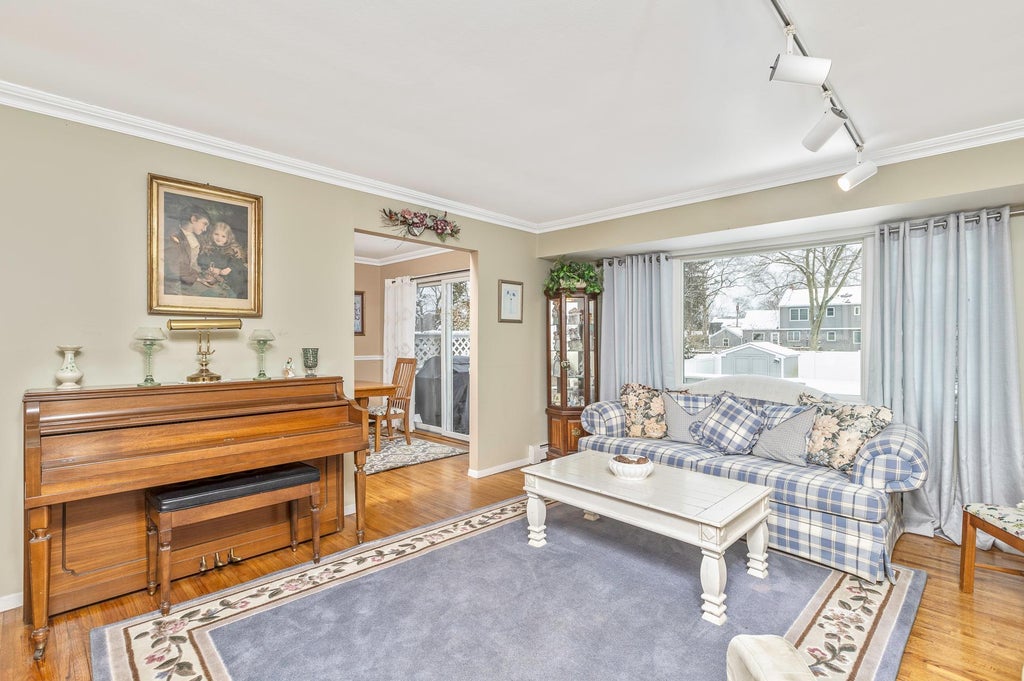 6 of 27 - 98 Hillside Avenue, Saint James, NY