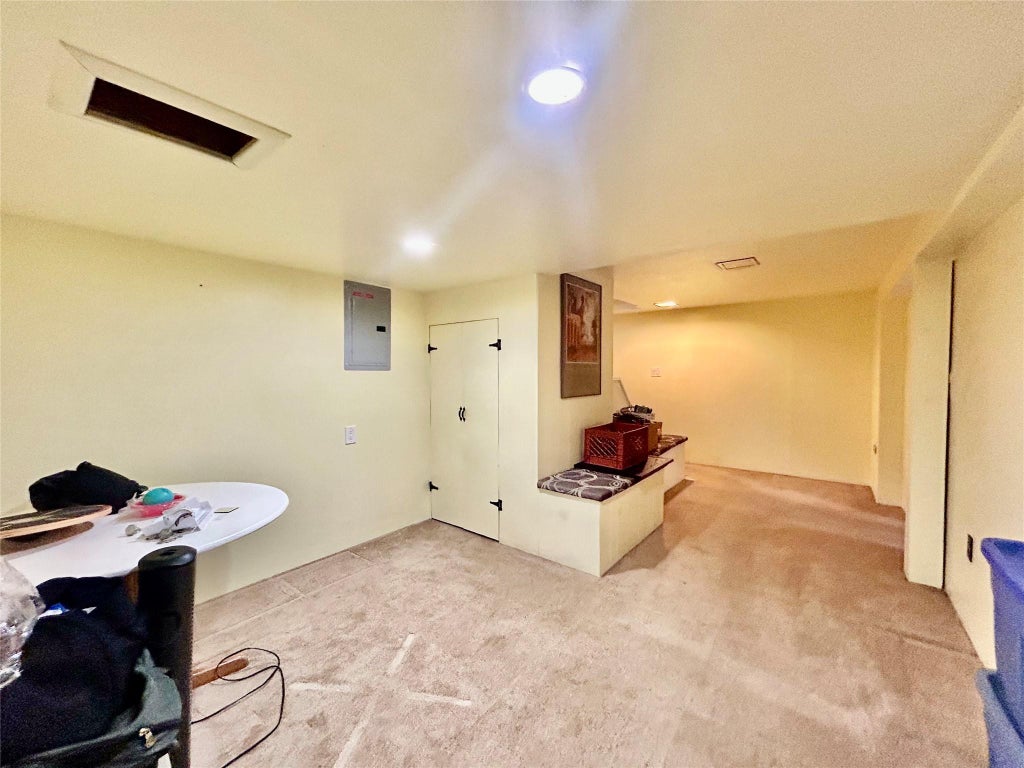 18 of 21 - 1063 Gridley St., Bay Shore, NY