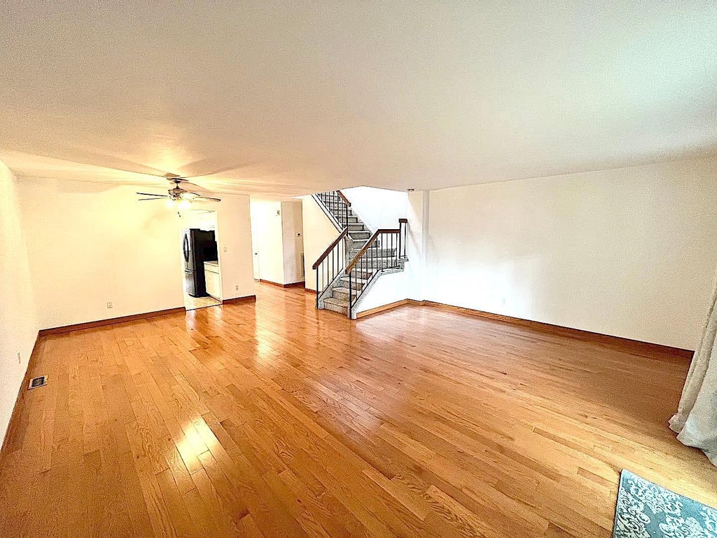 4 of 18 - 280 Franklin Avenue # 17, Franklin Square, NY
