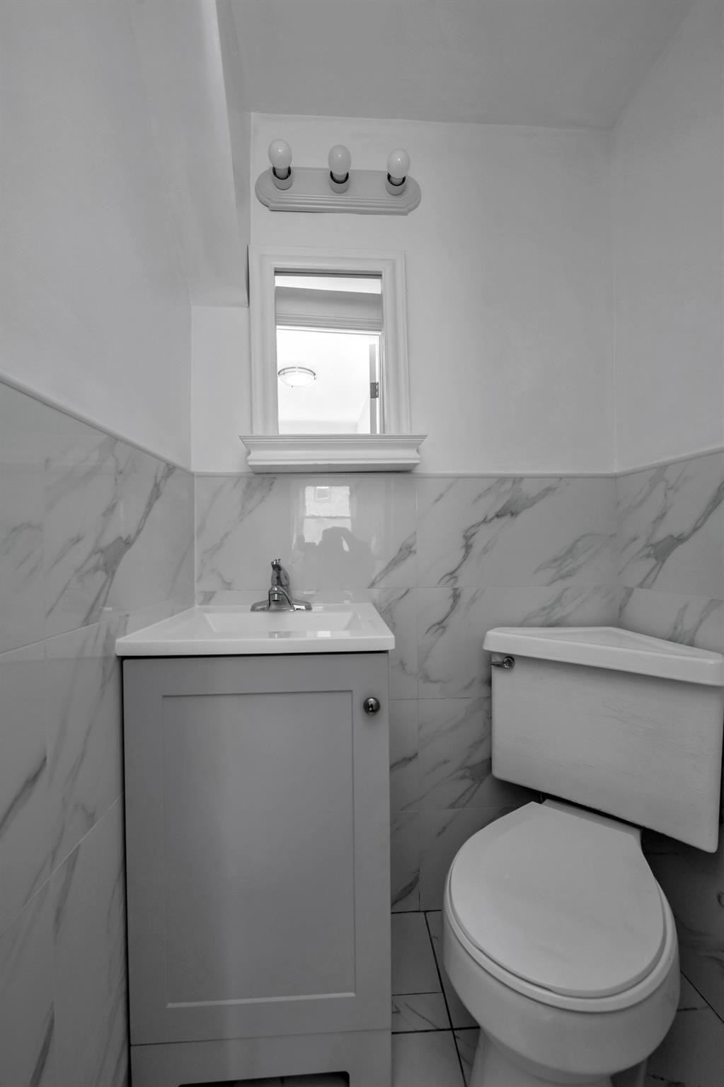 8 of 19 - 95-06 68th Avenue, Forest Hills, NY