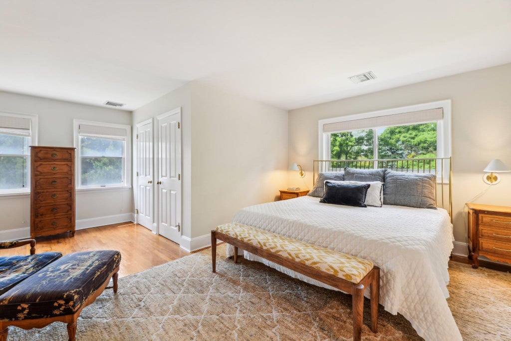 18 of 33 - 17 Oak Meadow Lane, Bellport Village, NY