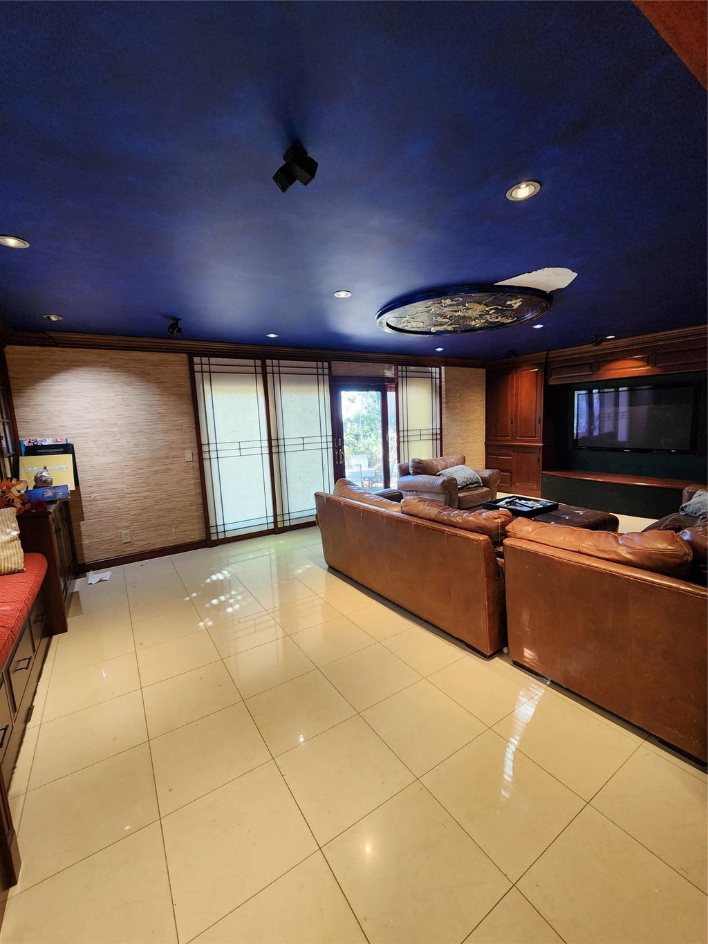 9 of 24 - 1619 Midland Drive, East Meadow, NY
