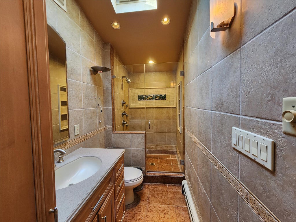 17 of 24 - 1619 Midland Drive, East Meadow, NY