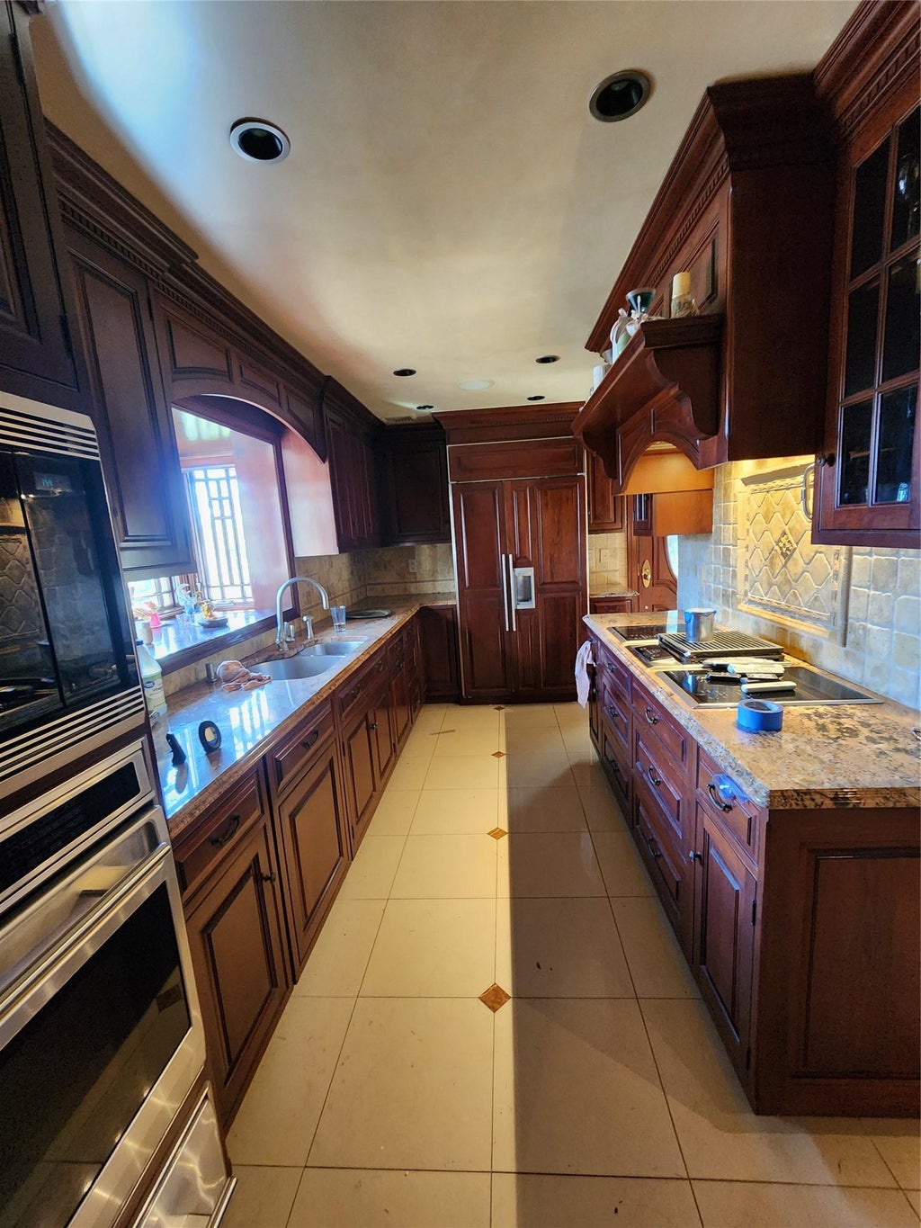 5 of 24 - 1619 Midland Drive, East Meadow, NY