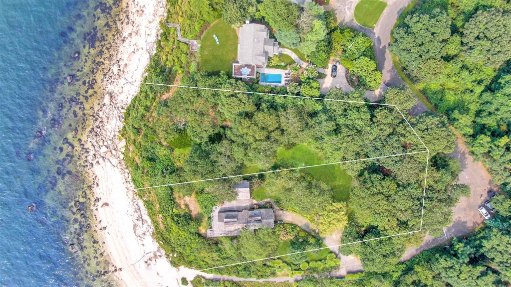 16 of 20 - 3400 & 3500 Sound Drive, Greenport, NY