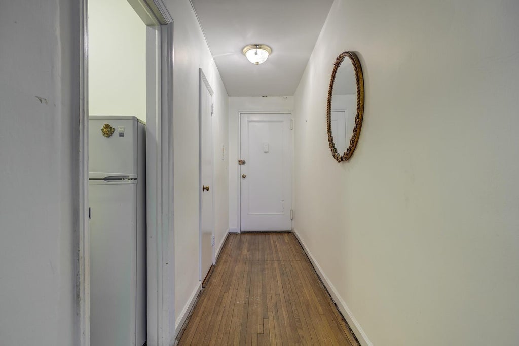 2 of 16 - 366 Stewart Avenue # A8, Garden City, NY