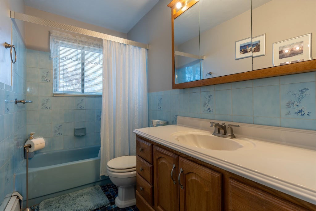 12 of 21 - Undisclosed, West Islip, NY