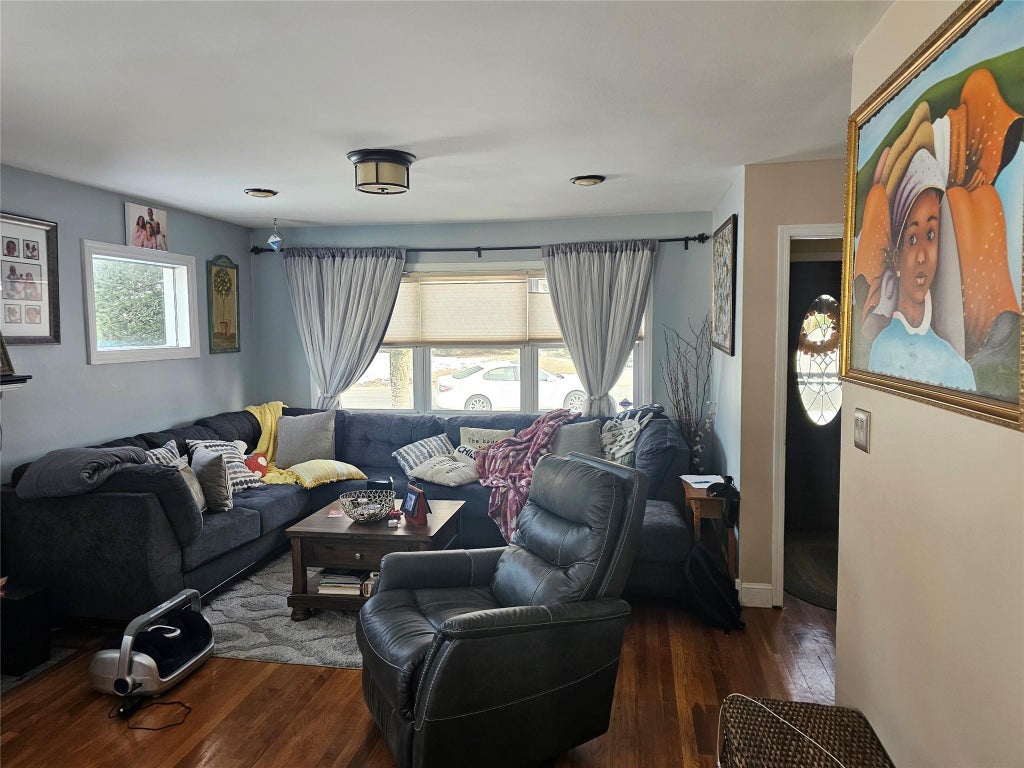 3 of 25 - 1284 Forest Avenue, Baldwin, NY