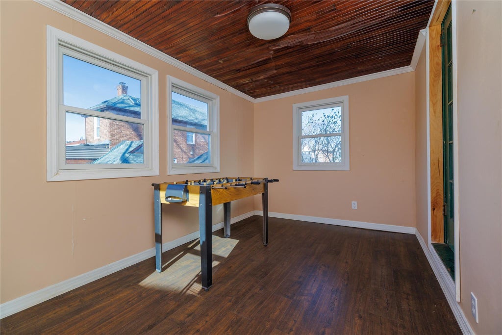 13 of 32 - Undisclosed, Lynbrook, NY