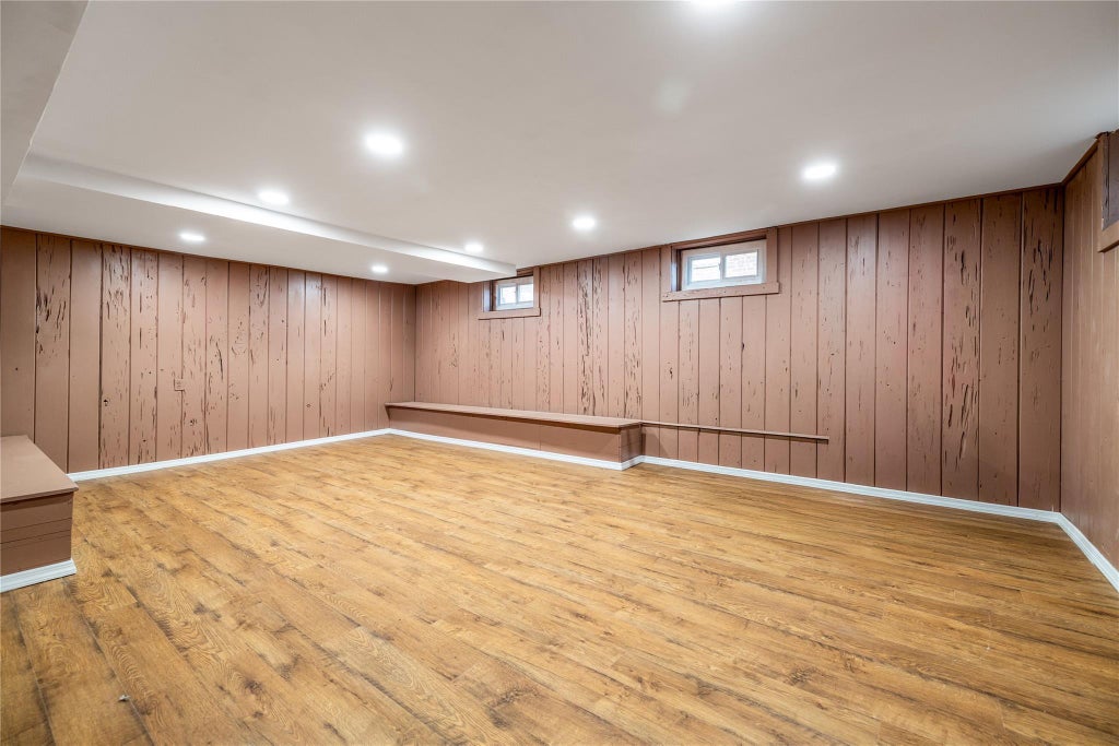 23 of 32 - Undisclosed, Lynbrook, NY