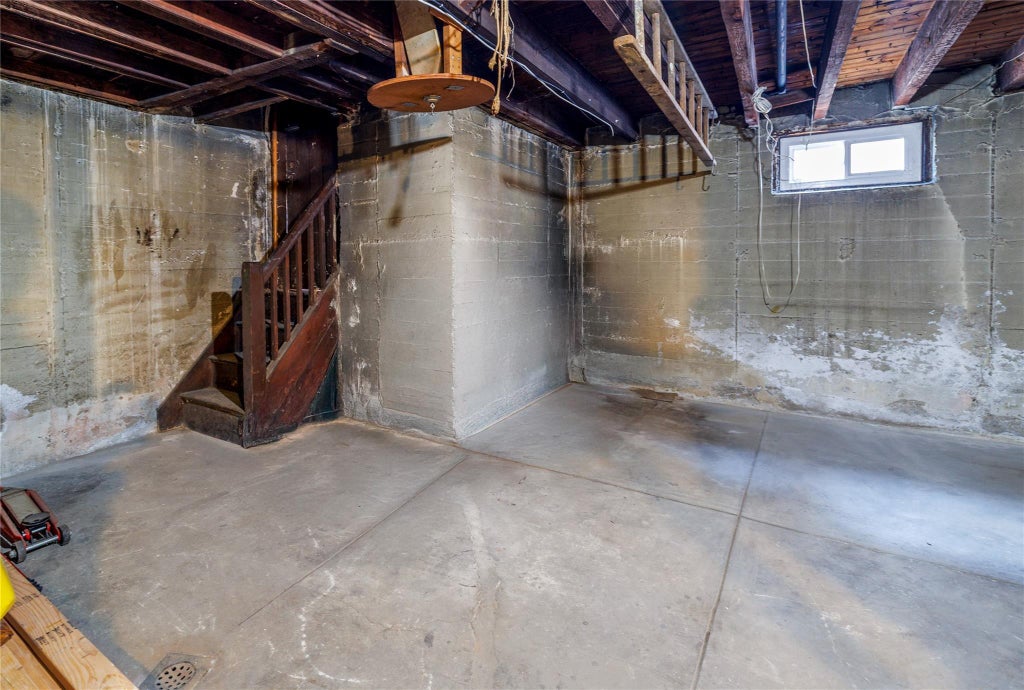26 of 32 - Undisclosed, Lynbrook, NY