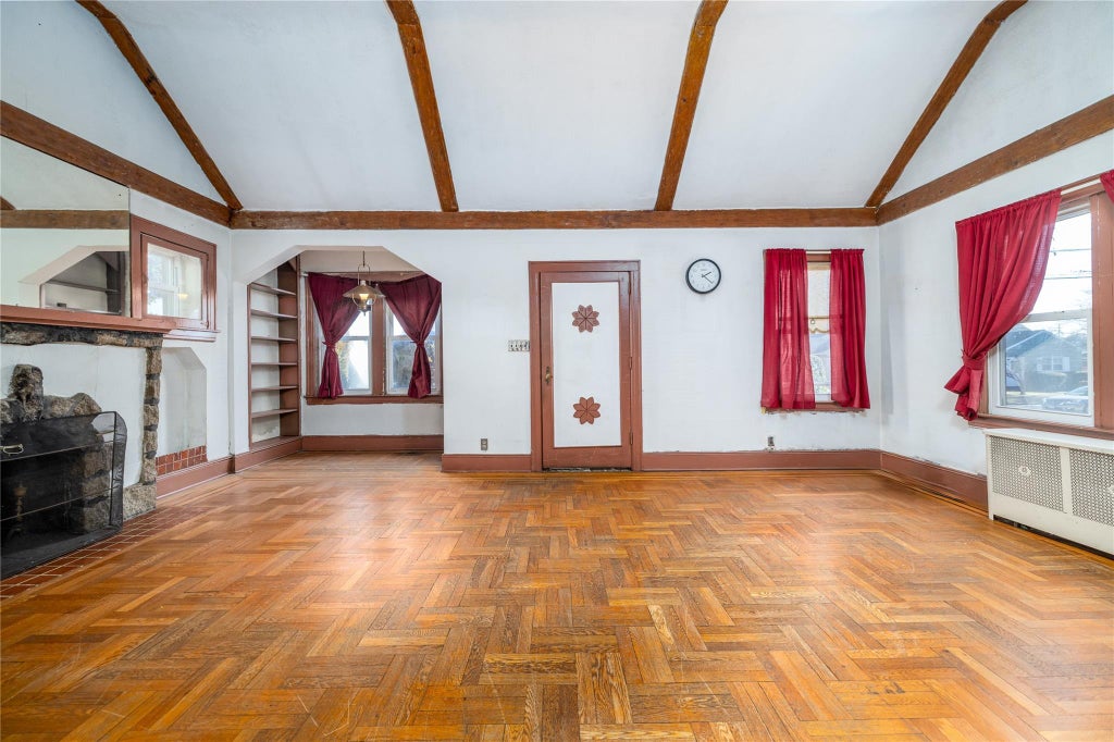 5 of 32 - Undisclosed, Lynbrook, NY