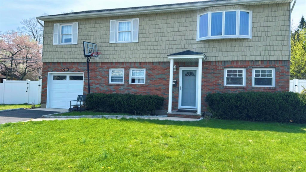 1 of 27 - 1040 Donna Court, Baldwin, NY