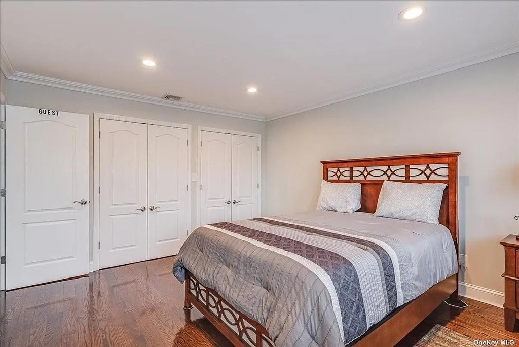 14 of 36 - 2632 Central Avenue, Baldwin, NY