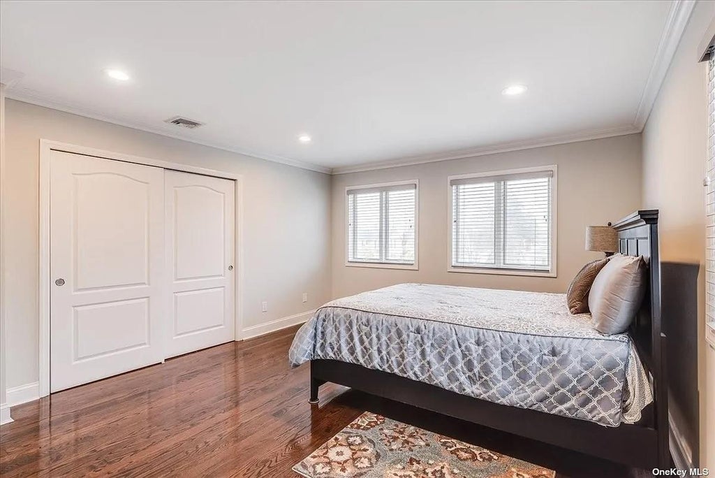 16 of 36 - 2632 Central Avenue, Baldwin, NY
