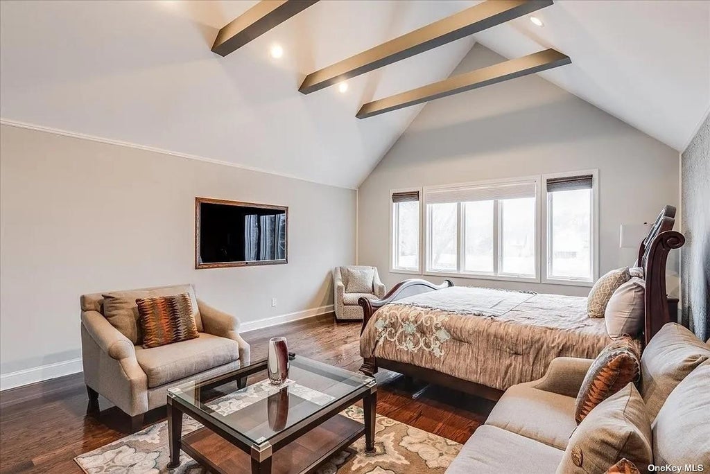 18 of 36 - 2632 Central Avenue, Baldwin, NY