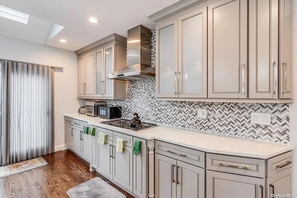 27 of 36 - 2632 Central Avenue, Baldwin, NY