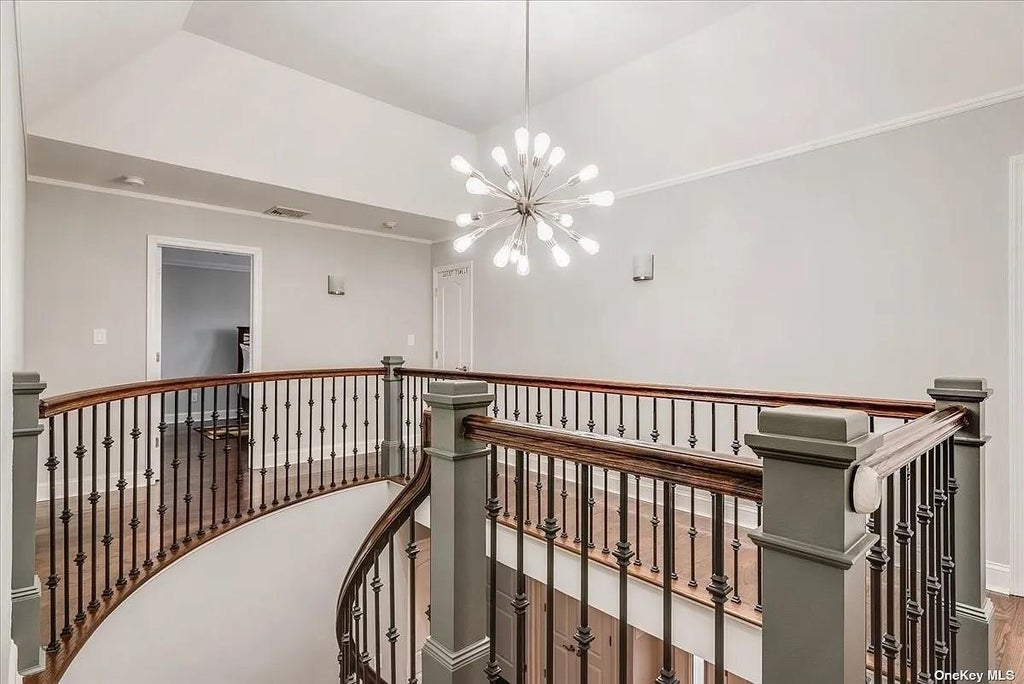 6 of 36 - 2632 Central Avenue, Baldwin, NY