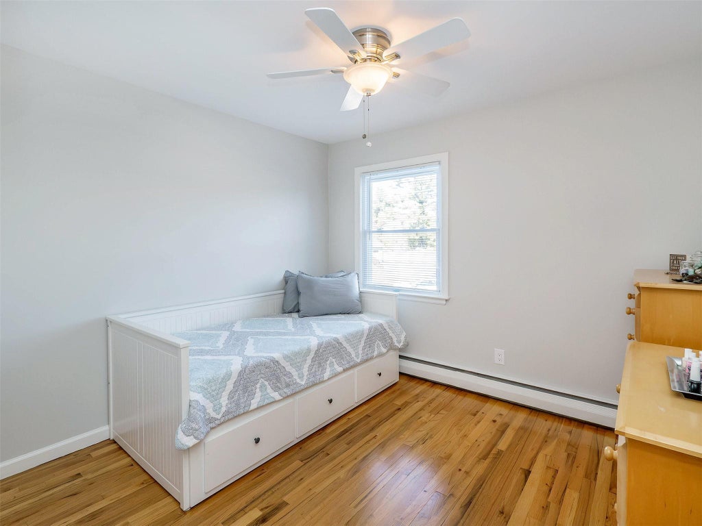 11 of 17 - 5 Sandra Court, Glen Cove, NY