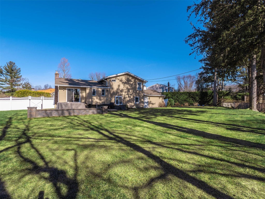 16 of 17 - 5 Sandra Court, Glen Cove, NY