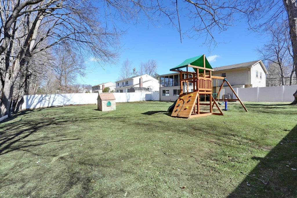 31 of 35 - 52 Argow Place, Nanuet, NY